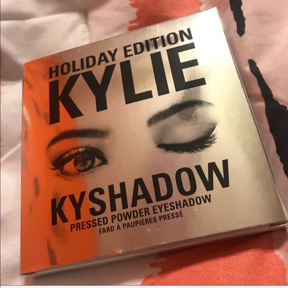 LIMITED EDITION KYLIE KYSHADOW HOLIDAY PALETTE